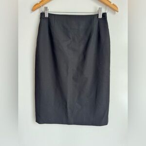 MM LaFleur Women Size 4 Black Pencil Skirt Staple Midi‎ Officecore Business Wool